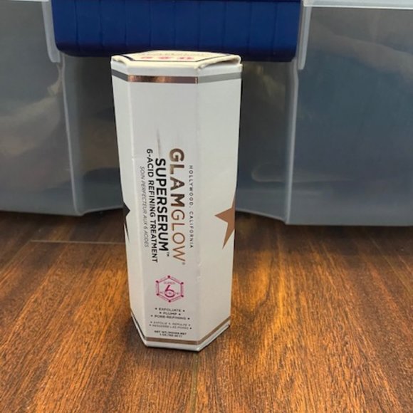 Glamglow Superserum 6-Acid Treatment Serum - Picture 2 of 2